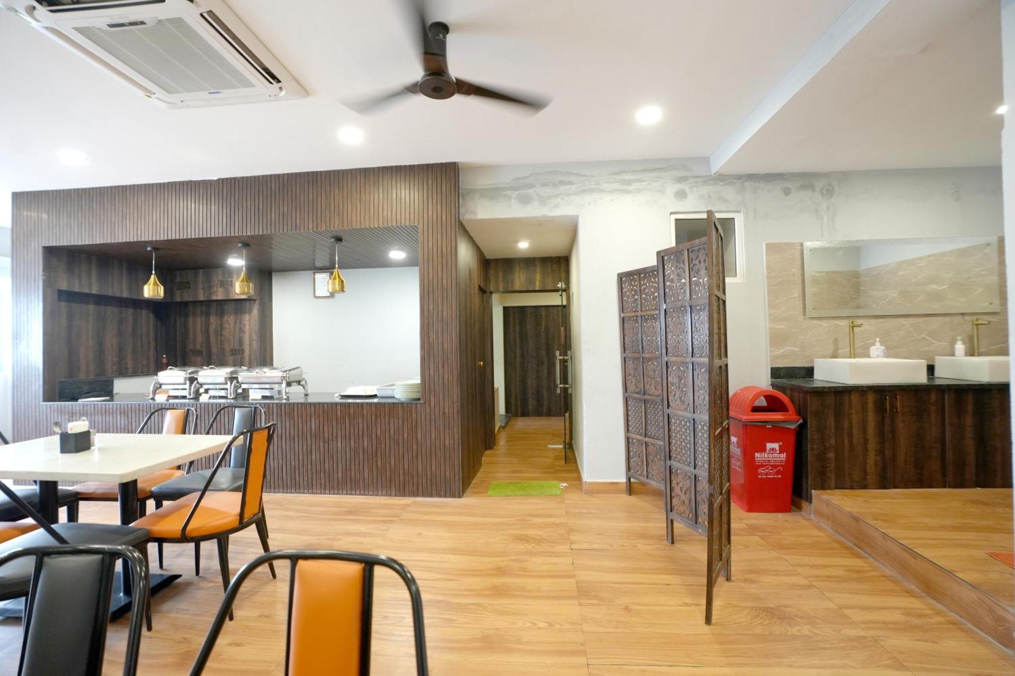 Viola Suites Hyderabad Exteriör bild
