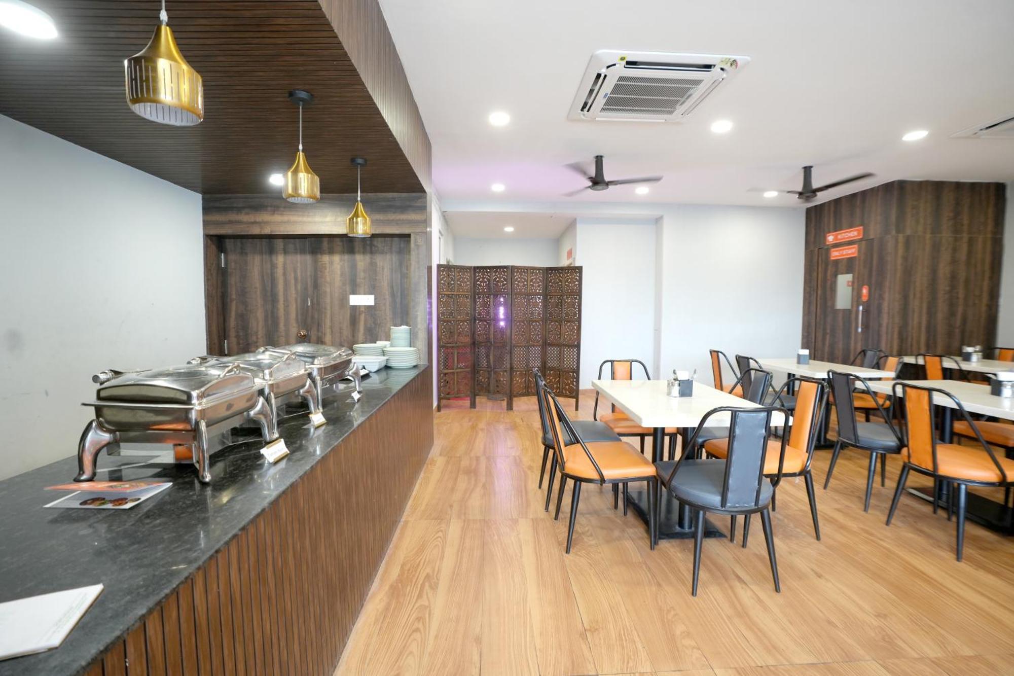 Viola Suites Hyderabad Exteriör bild