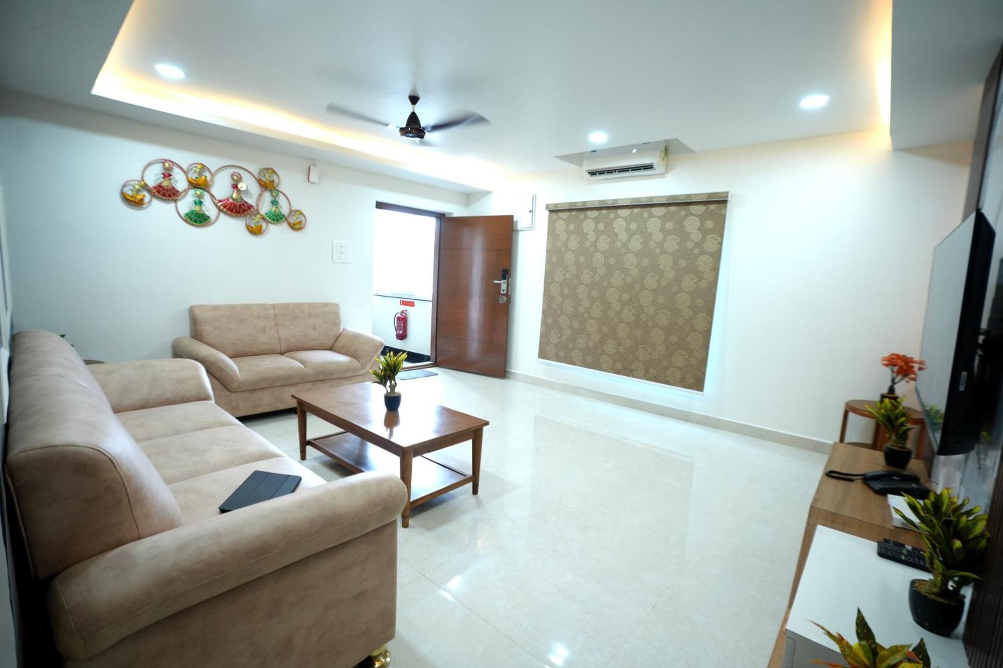 Viola Suites Hyderabad Exteriör bild