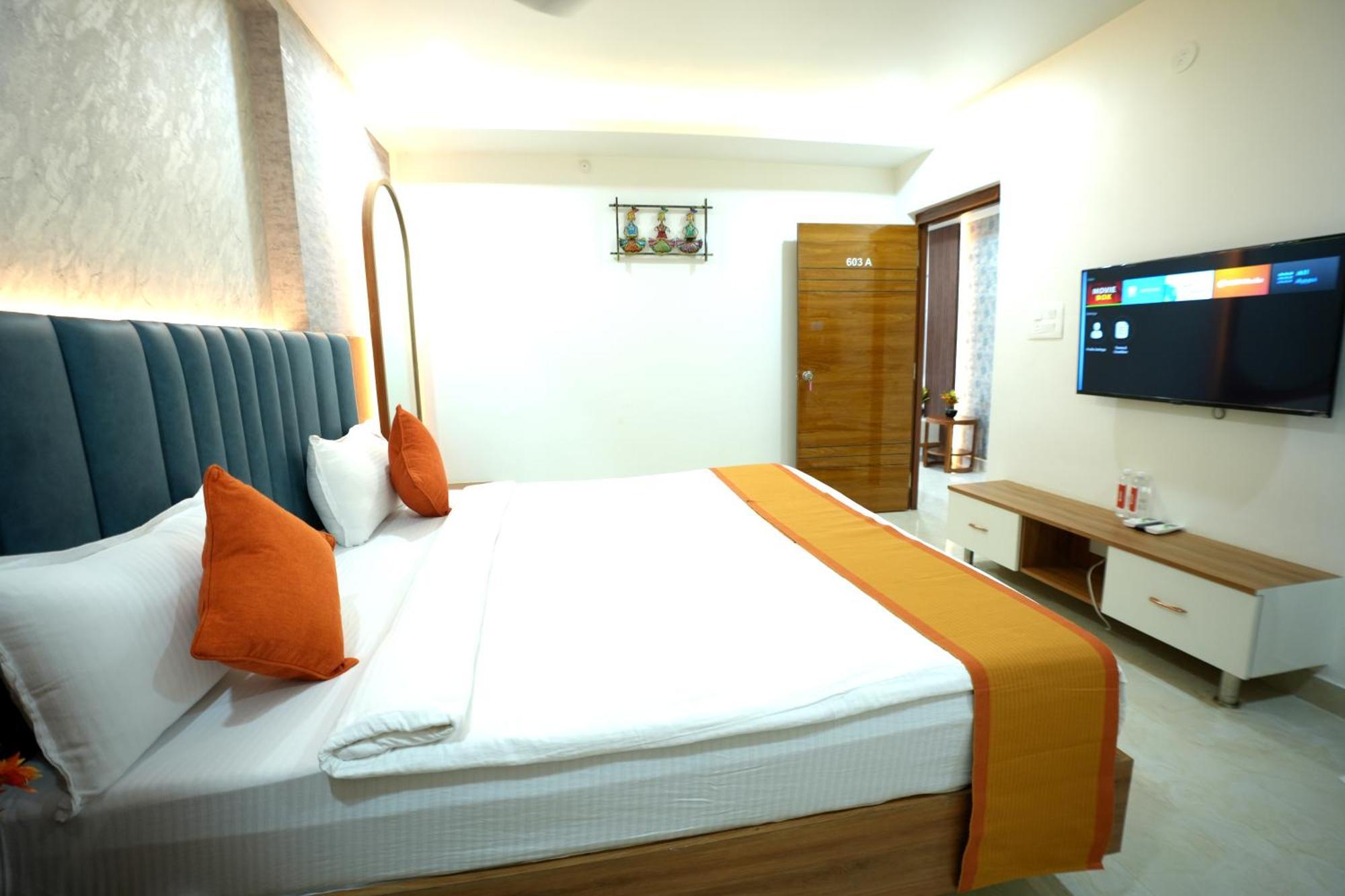 Viola Suites Hyderabad Exteriör bild