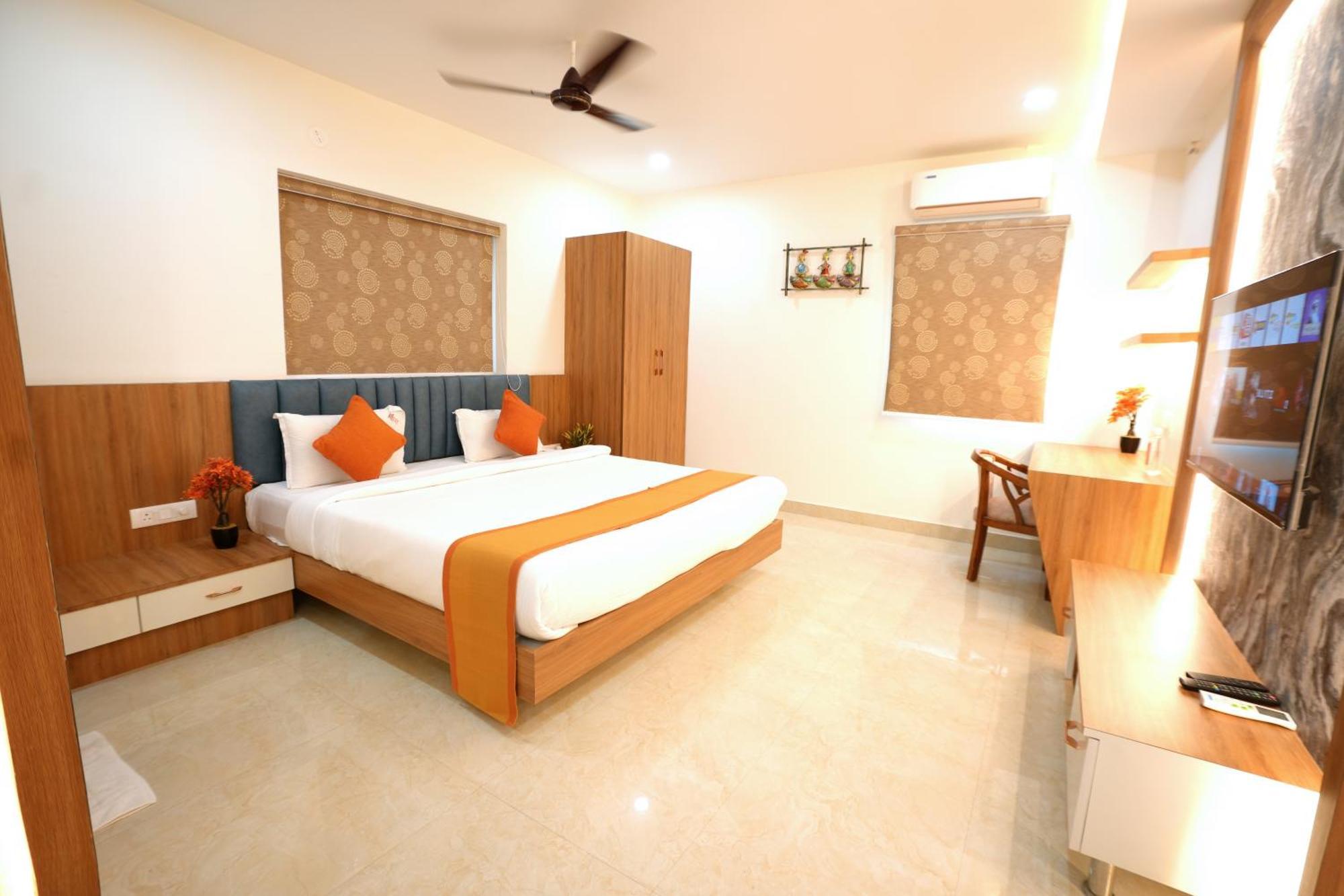 Viola Suites Hyderabad Exteriör bild